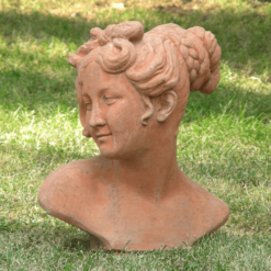 scultura-classica-donna-arredo-giardino